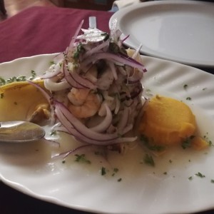 Ceviche Mixto