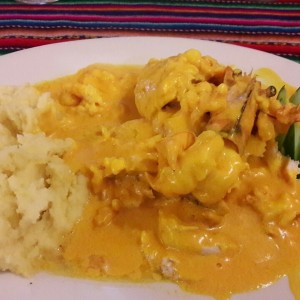 corvina rellena de camarones