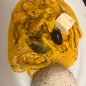 Picante de Mariscos con arroz