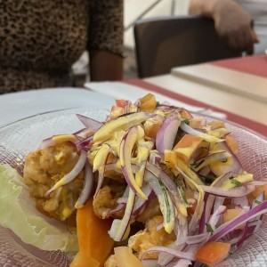 Entradas Calientes - Ceviche Frito Pescado