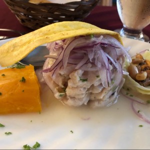 Ceviche de Corvina con leche de Tigre