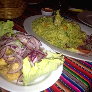 Ceviche frito y arroz verde con marisco :p