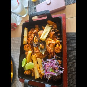 mariscos al carbon