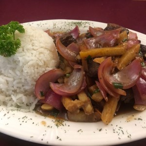 Lomito Saltado