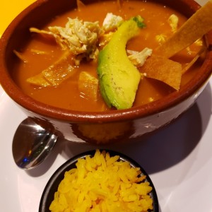 sopa azteca