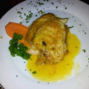 Filet de corvina relleno con camarones