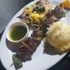 brocheta de carne