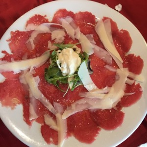 Carpaccio de res