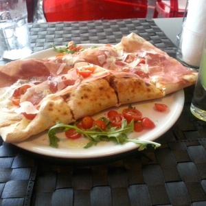 Pizza papilon y Limoncello