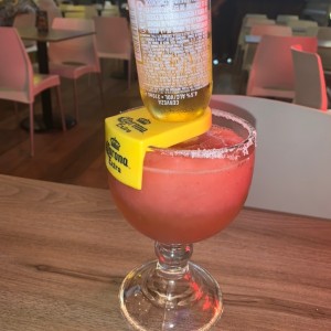 Margarita coronada 