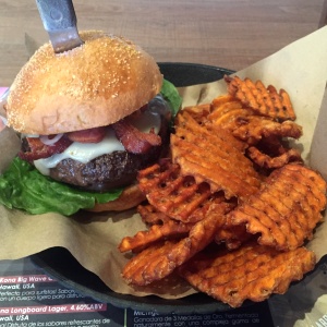 Skirt steak burger