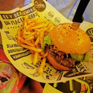 Signature Burgers - La Cholipay