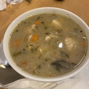 sopa de pollo