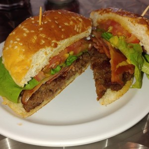 Hamburguesa con Tocino