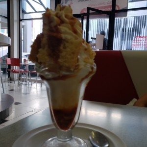 NO ME OLVIDES HELADO DE VAINILLA, CARAMELO Y MALVA