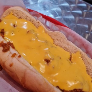 Chilidog con queso 