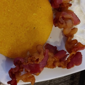 tortilla con tocino