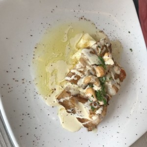 Corvina con Yuca al moho