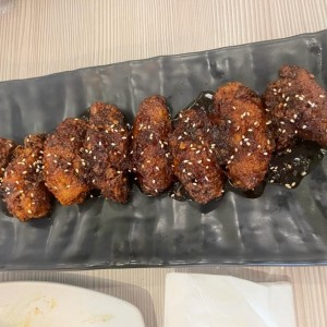 Sesame spice wings