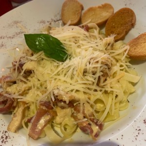 Fetuccini en salsa Blanca