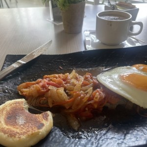 Desayunos Criollos - Steak au cheval