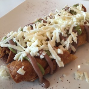 Taquitos de Pollo