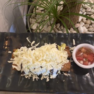 Taquitos de pollo