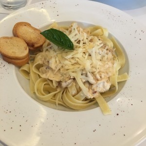 Fetuccini en Salsa Blanca