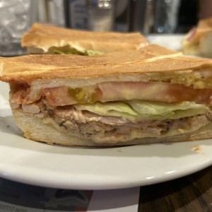 Emparedados /Sandwiches - Pierna