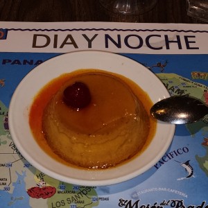 Flan de la casa