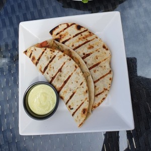 quesadillas de pollo