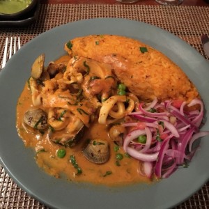 TACU TACU DE MARISCOS