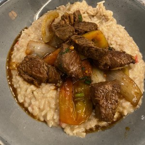 Risotto de Quinoa con Lomo Saltado