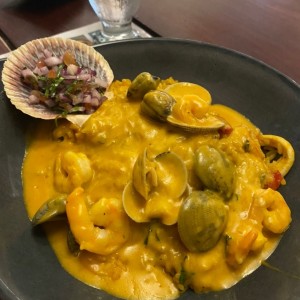 Platos Fuertes - Arroz con Mariscos