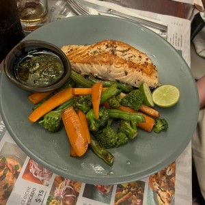 Salmon a la Parrilla