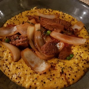 RISOTTO DE QUINOA CON LOMO SALTADO