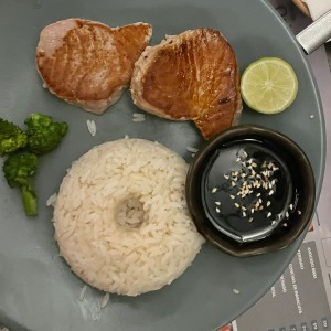 Platos Fuertes - Atun Teriyaki