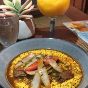 RISOTTO DE QUINOA CON LOMO SALTADO