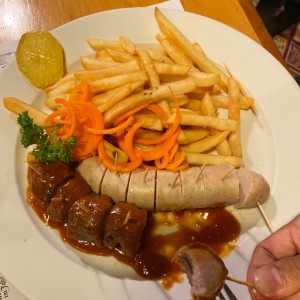 WURST - Currywurst con salchicha blanca 