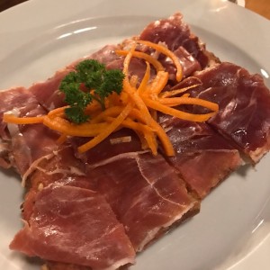 pan ciabatta con jamon serrano