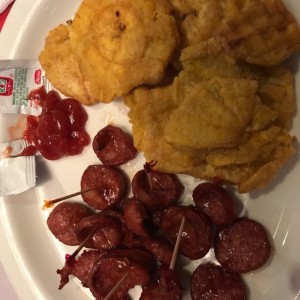 patacones con chorizo 