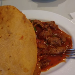 Bistec Picado y Hojaldre