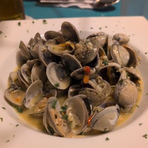 PARA EMPEZAR - Almejas al Ajillo