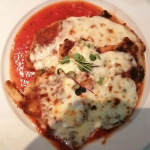 Pechuga a la parmesana