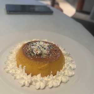 Flan de la casa 