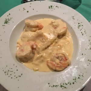 raviolli de panacota y langostinos