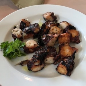 pulpo al carbon 