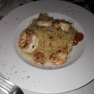 CAPELLINI CON LANGOSTINOS AL OLIO