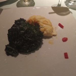 Risotto Nero de Calamar en su tinta y Langosta