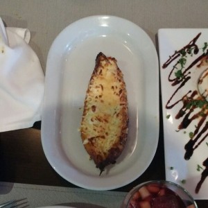 Platano con queso gratinado